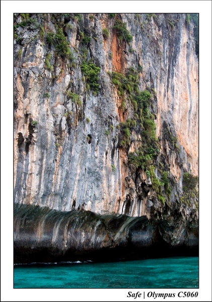 2006 - 07 - Phuket - Ko Phi Phi - Loh Samah Bay 08